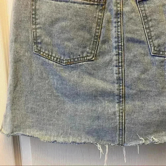 Sadie & Sage Jean Skirt Mini A-Line Raw Hem Light Blue Denim Size  Small - Picture 8 of 15